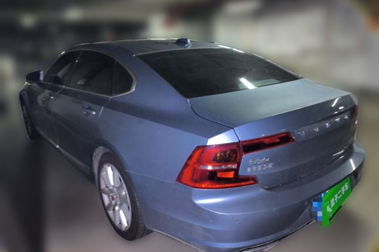 Used Volvo S90 2020 T5 Zhiyi Luxury Edition
