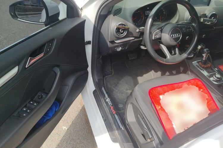 Used Audi A3 2019 Limousine 35 TFSI Ambition China V Driver Seat