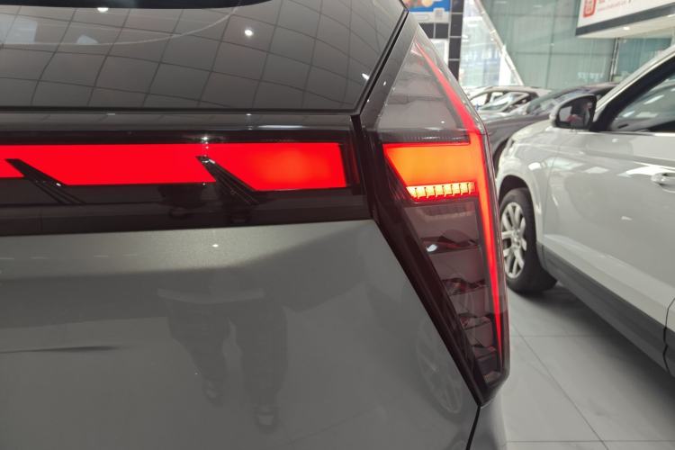 Used Geely Auto FX11 2023 1.5TD DCT Luxury Version
