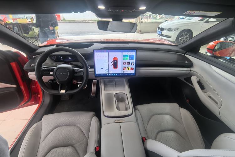 Used Xiaomi Auto SU7 2024 Four-Wheel Drive Ultra-Long Range Advanced Intelligent Driving Max Edition