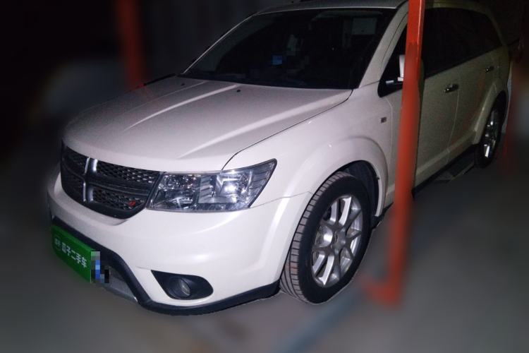 Used Dodge Journey 2013 2.4L Two-Wheel Drive Luxury Version