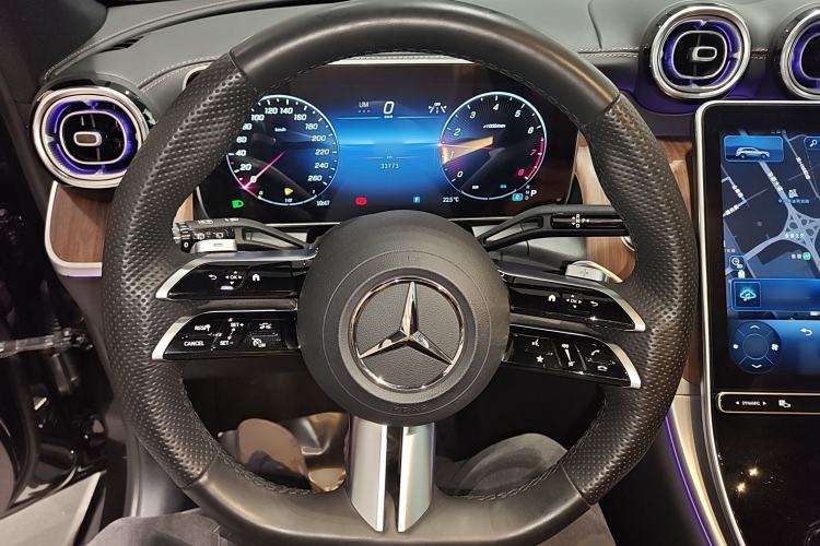 Used Mercedes-Benz GLC 2023 GLC 300 L 4MATIC Dynamic Edition 5-seater Steering Wheel