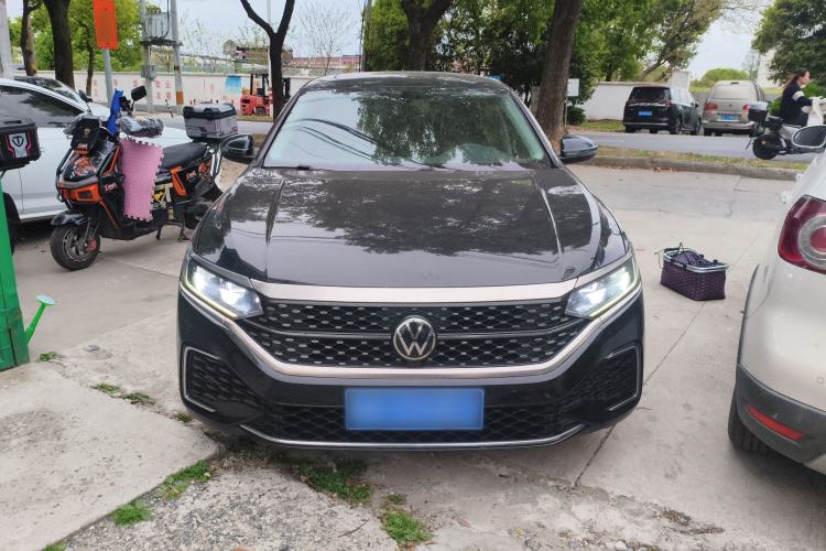 Used Volkswagen Passat 2024 330TSI Starry Elite Edition Front