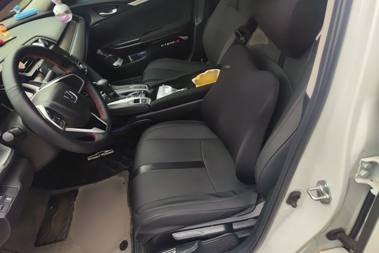 Used Honda Civic 2016 220TURBO CVT Luxury Edition Left Front Seat