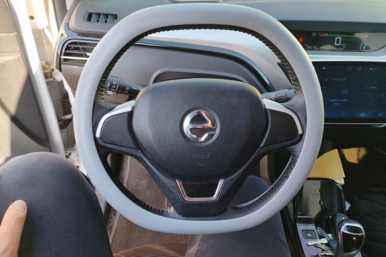 Used JMEV Ezi EV3 2022 Small Radar Yuebao Model Steering Wheel