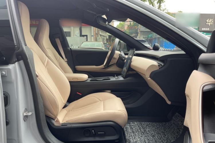 Used Nio ET5T 2023 75 kWh Touring