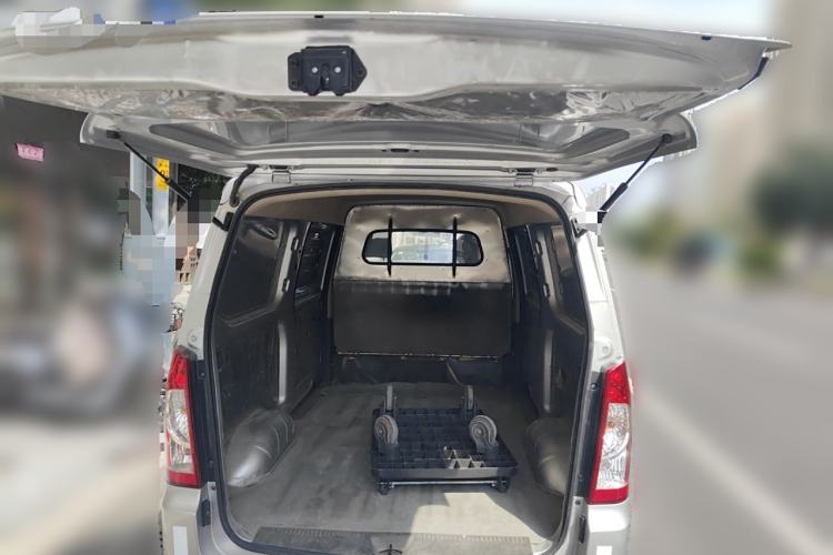 Used Wuling Rongguang S 2023 1.5L Basic Enclosed-Window Vehicle 2 Seats