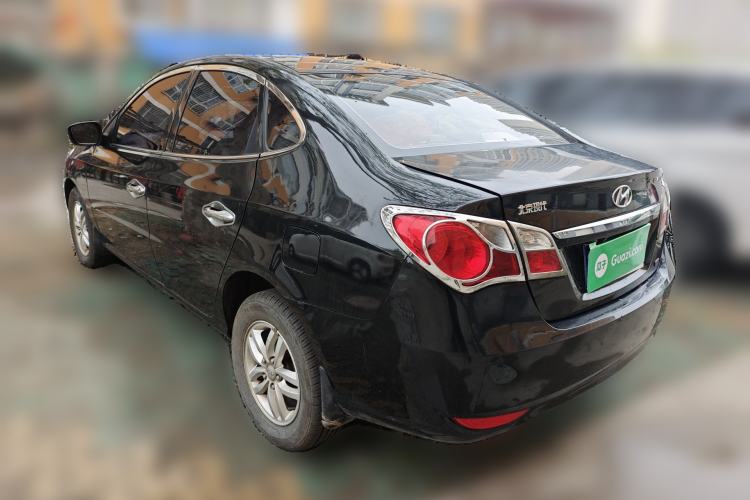 Used Hyundai Celesta 2011 1.6L Manual Luxury Model Rear Left 45 Deg