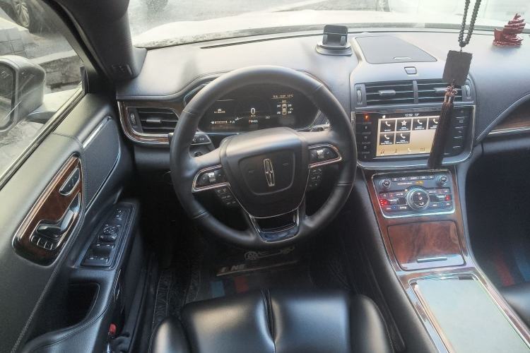 Used Lincoln Continental 2018 2.0T Two-Wheel Drive Zunyue Edition
