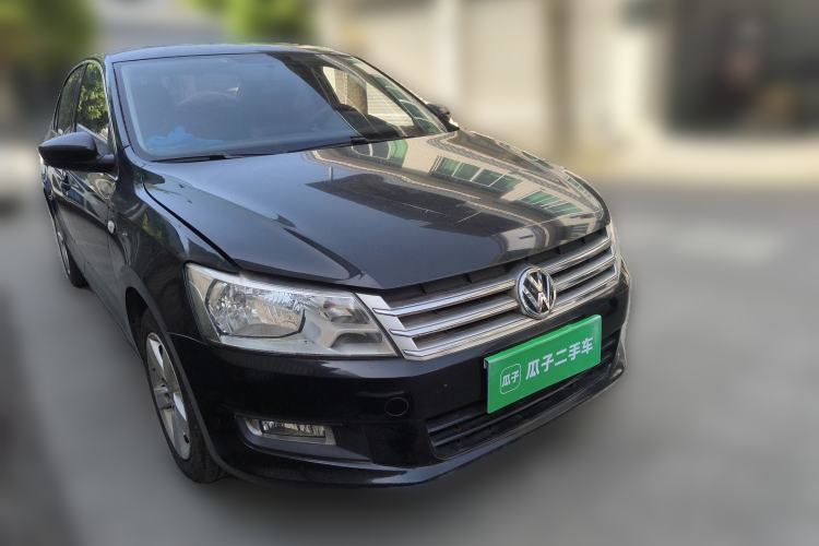 Used Volkswagen Santana 2015 1.6L Manual Comfort Edition Front Right 45 Deg