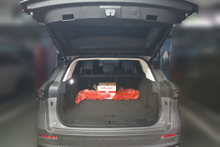 Used Chery Tiggo 9 2025 2.0T Dual-Clutch Two-Wheel Drive Comfort Edition 5 Seats