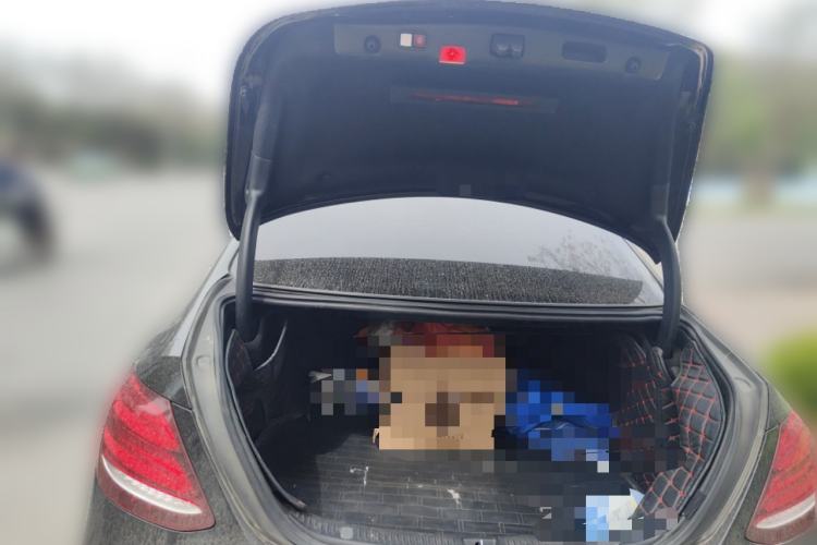 Used Mercedes-Benz E-Class 2018 Facelift E 200 L 4MATIC Trunk