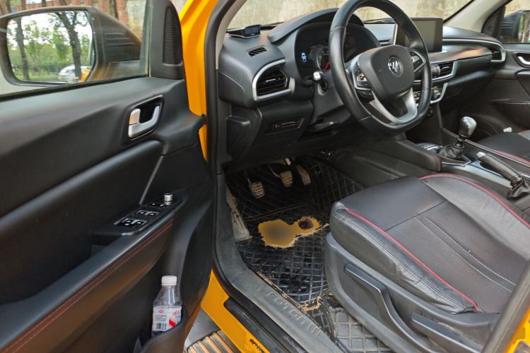 Used Foton General F9 2022 2.0T Gasoline Manual 4x4 Enjoyment Version Standard Cab 4G20TI5 Driver Seat