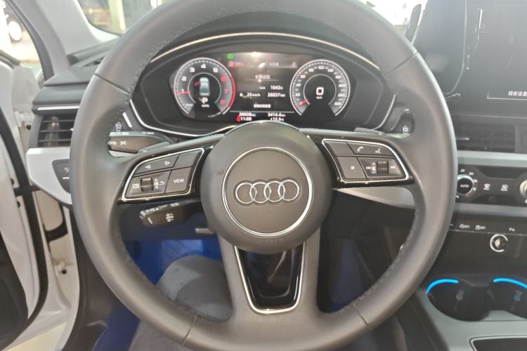 Used Audi A4L 2024 40 TFSI Fashion Dynamic Model
