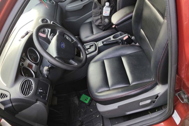 Used Ford Focus 2013 Hatchback Classic 1.8L Automatic Base Model
