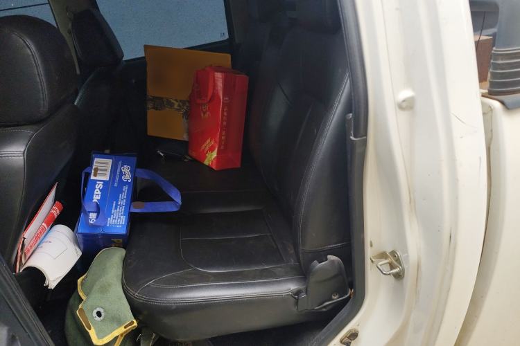 Used Great Wall Wingle 5 2017 2.4L European-spec Gasoline 4x4 Elite Version Big Double Cab 4G69S4N
