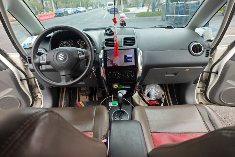 Used Suzuki SX4 2011 Revised 1.6L Automatic Dynamic Version