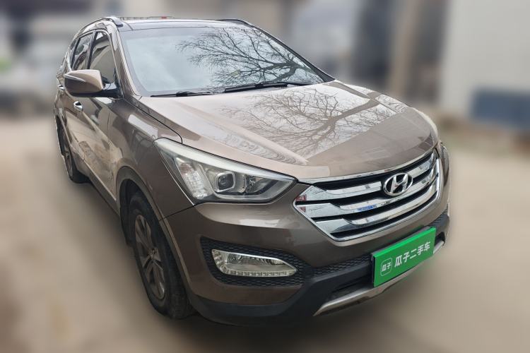 Used Hyundai Santa Fe 2013 2.4L Automatic Two-Wheel Drive Smart Version
