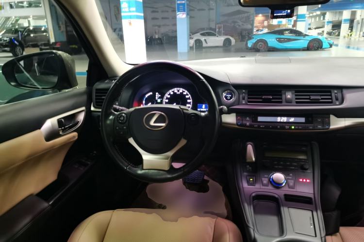 Used Lexus CT 2014 CT200h Elite Edition Monochrome