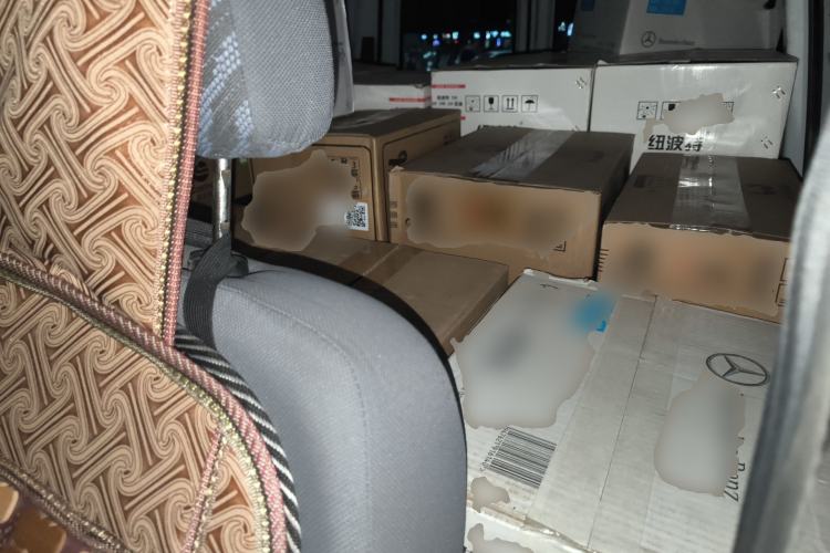 Used Ford Classic Transit 2016 2.8T Diesel Short-Wheelbase 6-Seater Mid-Roof Multifunction Vehicle JX493ZLQ4
