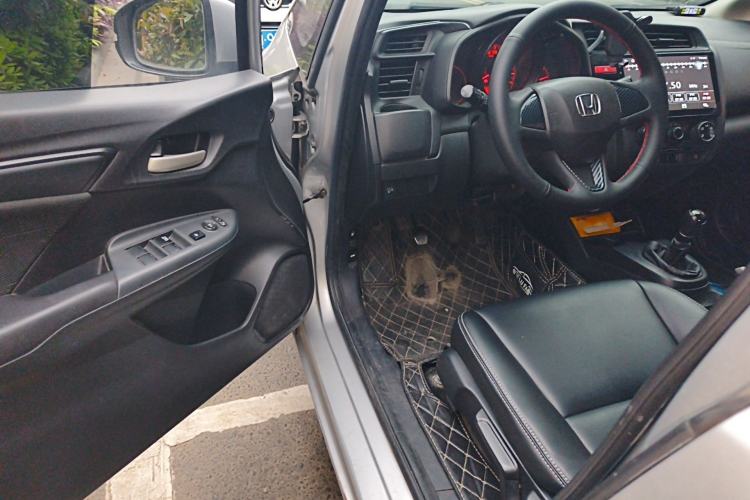 Used Honda Fit 2016 1.5L LX Manual Comfort Model
