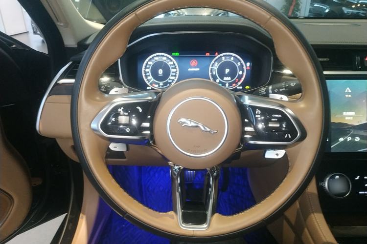 Used Jaguar XFL 2023 XFL 2.0T P250 Two-Wheel-Drive Luxury Deluxe Edition Steering Wheel