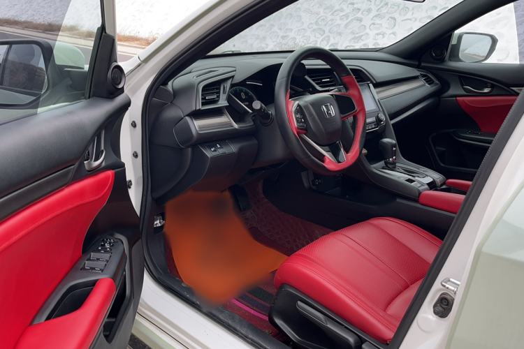 Used Honda Civic 2021 HATCHBACK 220TURBO CVT New Trendsetter