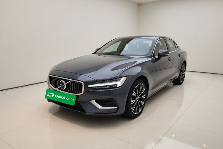 Used Volvo S60 2023 B4 Zhiyuan Luxury Edition