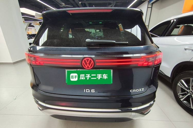 Used Volkswagen ID.6 CROZZ 2022 Long-Range PRO Edition