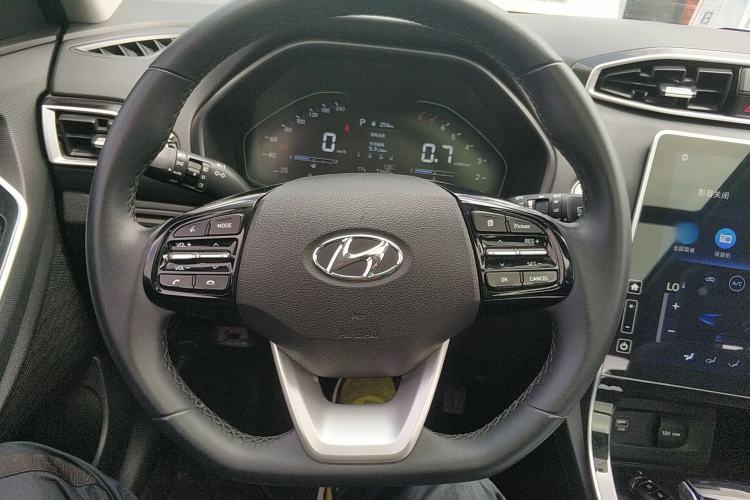 Used Hyundai ix25 2020 1.5L CVT GLS Smart Model Steering Wheel
