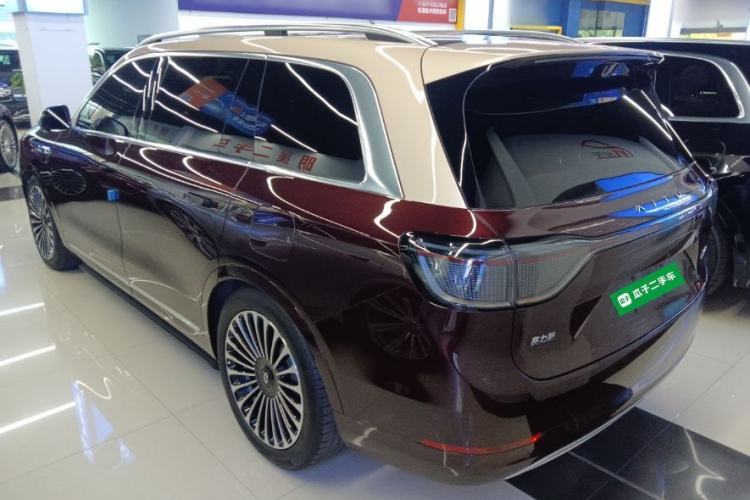 Used Hima AITO M9 2025 Extended-Range Ultra Version 52 kWh 6-Seater Rear Left 45 Deg