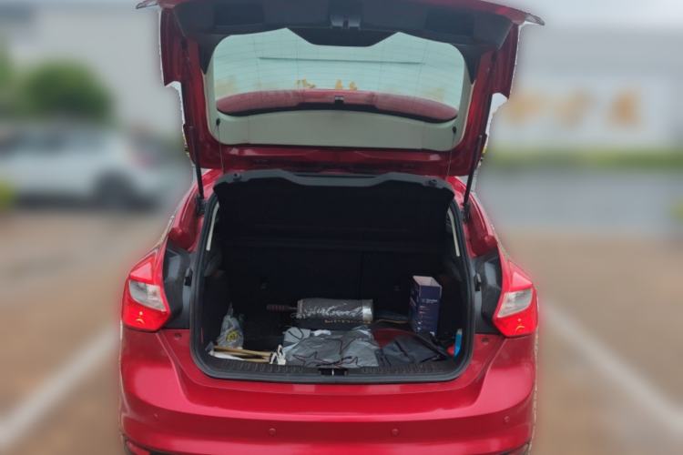 Used Ford Focus 2015 Hatchback 1.6L Manual Fashion Edition