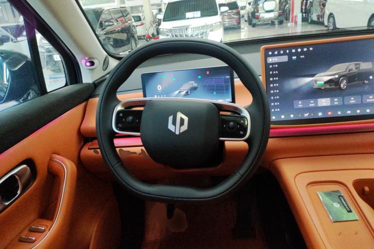 Used Leapmotor C16 2024 Range-Extended 200 Luxury Edition
