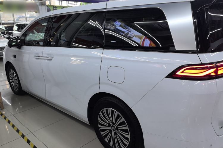 Used BYD Xia 2025 DM-i 1.5T 180km Beyond Edition
