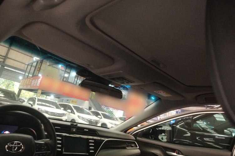 Used Toyota Camry 2018 2.0G Luxury Edition
