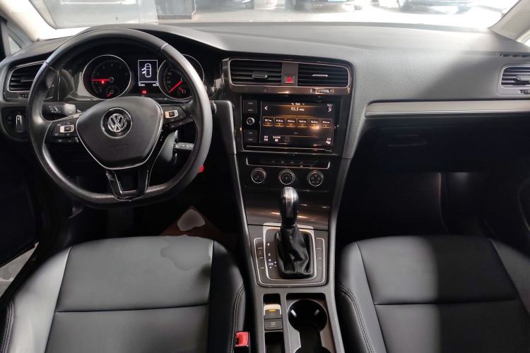 Used Volkswagen Golf 2019 200TSI DSG Comfort & Ambition Edition China VI Standard
