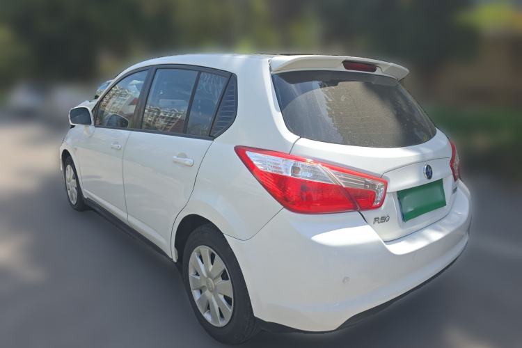 Used Venucia R50 2013 1.6L Manual Fashion Edition