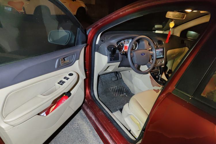 Used Ford Focus 2009 Hatchback 1.8L Automatic Fashion Edition
