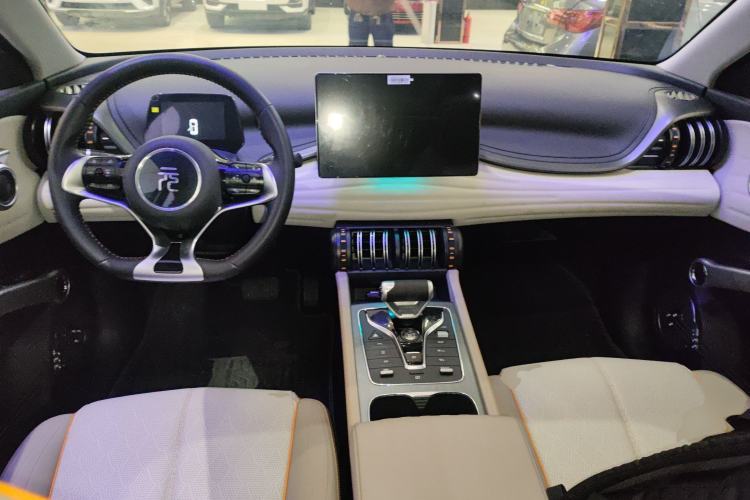 Used BYD Yuan PLUS 2024 Honor Edition 430KM Beyond Model
