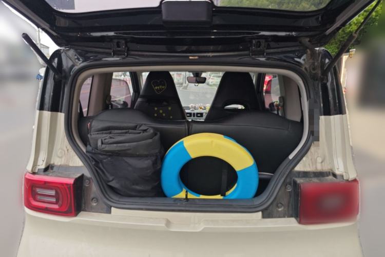 Used Wuling Hongguang MINIEV 2022 Macaron Fashion Model Lithium Iron Phosphate Trunk