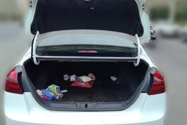 Used Geely Auto Emgrand 2019 Leading Edition 1.5L Manual Upgraded Connectivity Model China VI Standard
