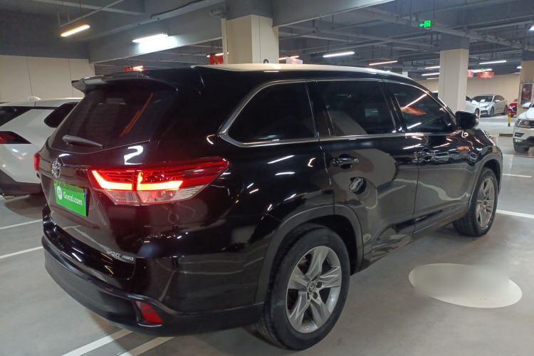 Used Toyota Highlander 2018 2.0T Four-Wheel Drive Luxury Edition 7 Seats China V Emission Standard
