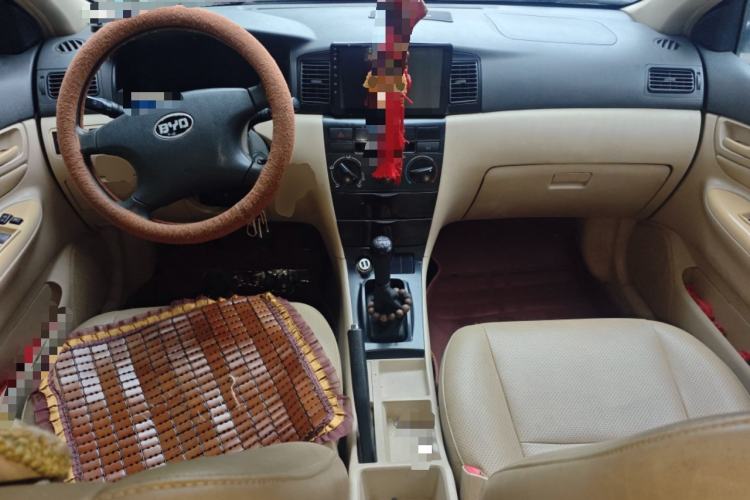 Used BYD F3 2012 Energy-Saving Edition 1.5L Manual Standard Model
