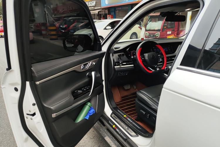 Used CHANGAN CS95 2019 2.0T Two-Wheel-Drive Luxury Version