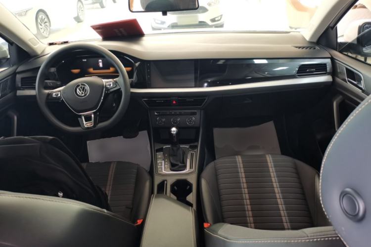 Used Volkswagen Lavida 2022 280TSI DSG Comfort Edition Center Console