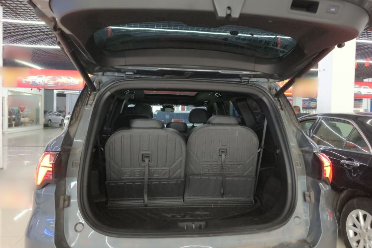 Used Geely Auto Haoyue L 2023 2.0T DCT Prestige Edition Trunk