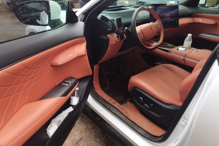 Used Deepal S07 2025 215Max Deep Blue Intelligent Driving AD PRO Range-Extended Version Driver Seat