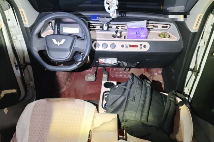 Used Wuling Hongguang MINIEV 2022 Easy Version Lithium Iron Phosphate
