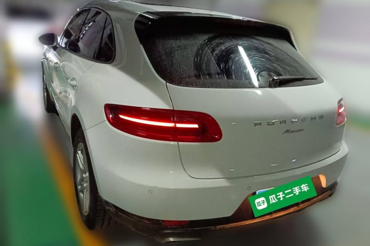 Used Porsche Macan 2017 Macan 2.0T Rear Left 45 Deg