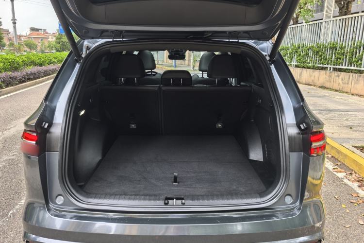 Used Geely Auto Monjaro L 2024 2.0TD High-Power Automatic Two-Wheel Drive Skyline Edition
